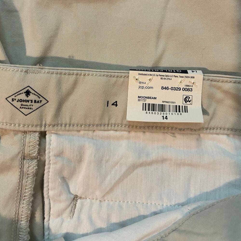 St. Johnson Bay Girlfriend Style Chino-Size 14 - Picture 3 of 7
